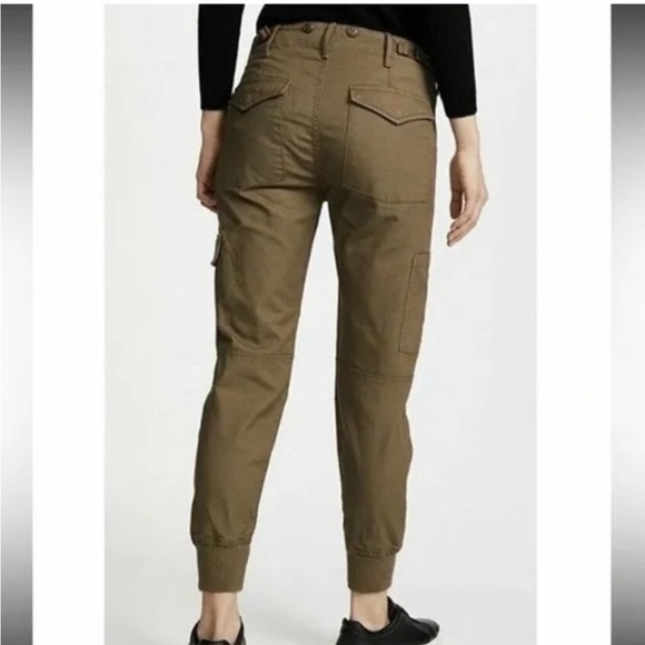 Vince SZ 12, slouch military cargo jogger pants. - Picture 4 of 13